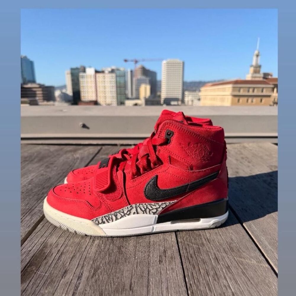 Nike Jordan Legacy 312 "Toro"